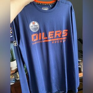 Edmonton Oilers Hockey. Long Sleeve T-shirt, Large. NWT